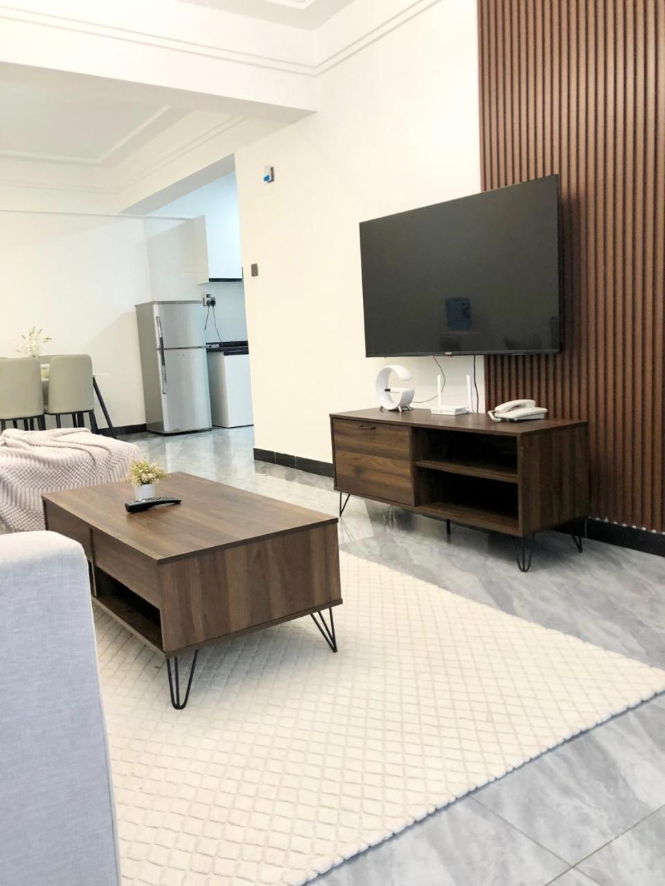 Apartment Staroot At Wood Avenue Nairobi