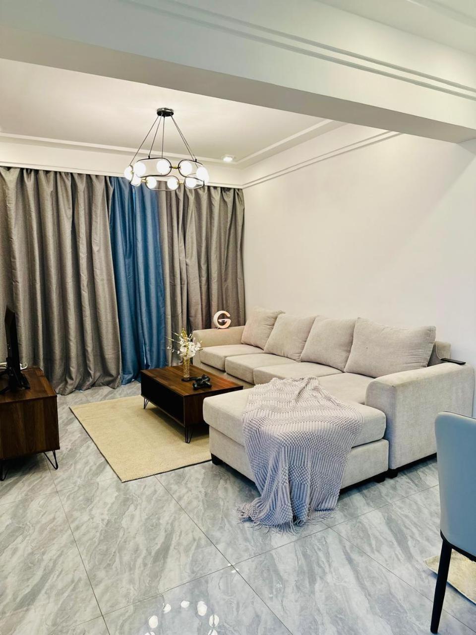 Apartment Staroot At Wood Avenue Nairobi