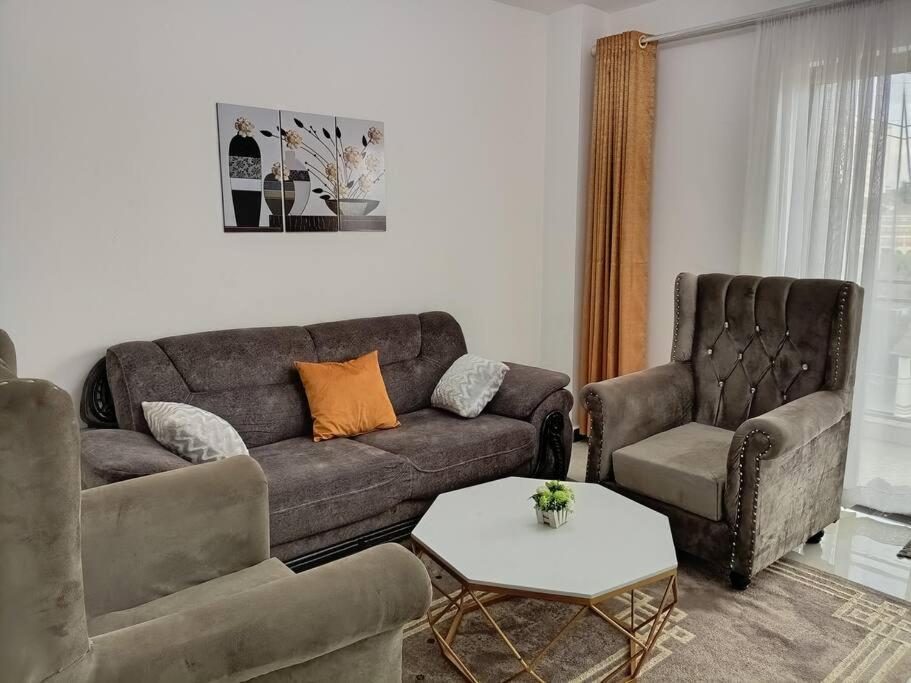 Apartment Spacious 1 Bedroom In Kileleshwa