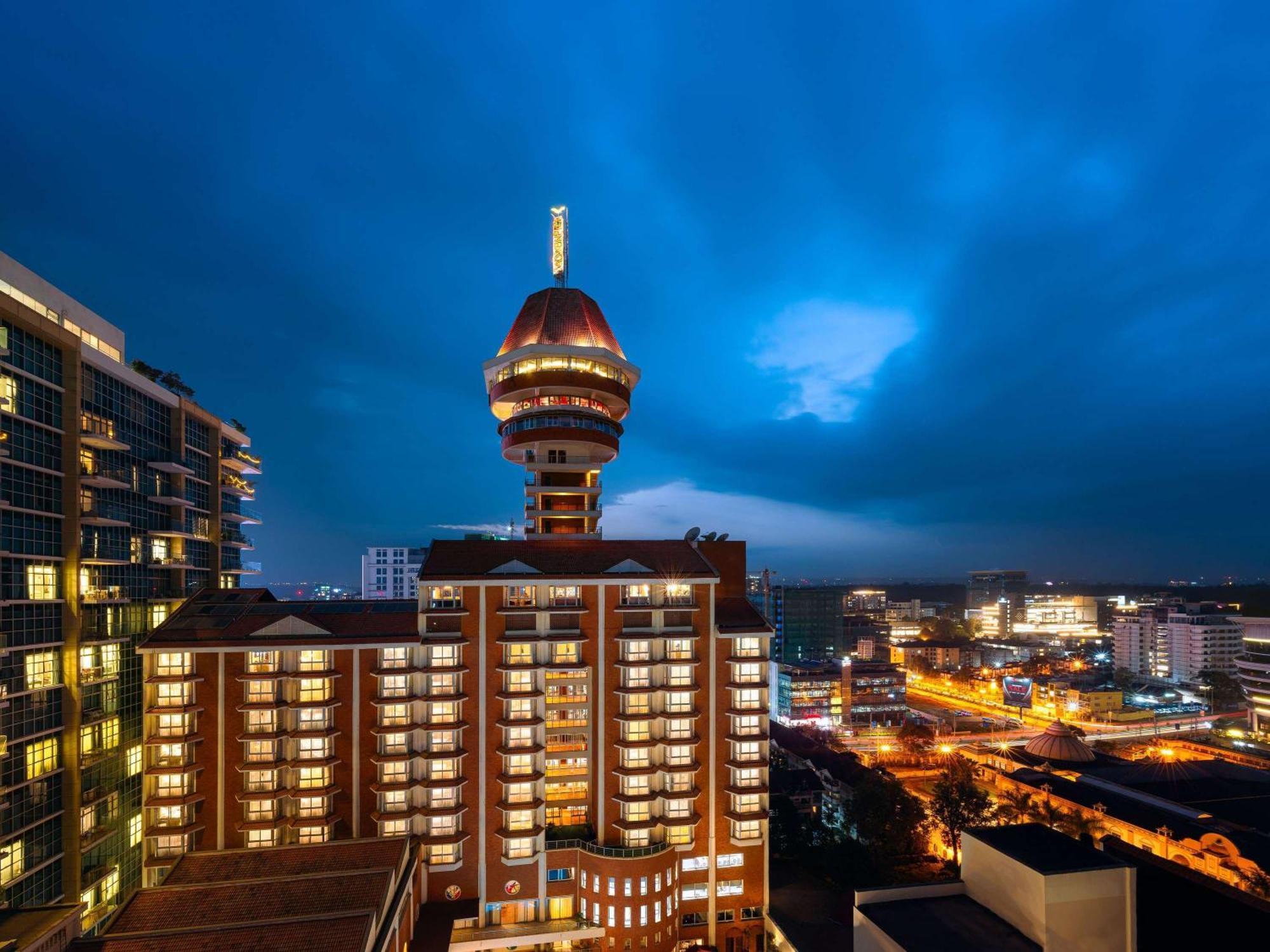 Hotel Moevenpick & Residences