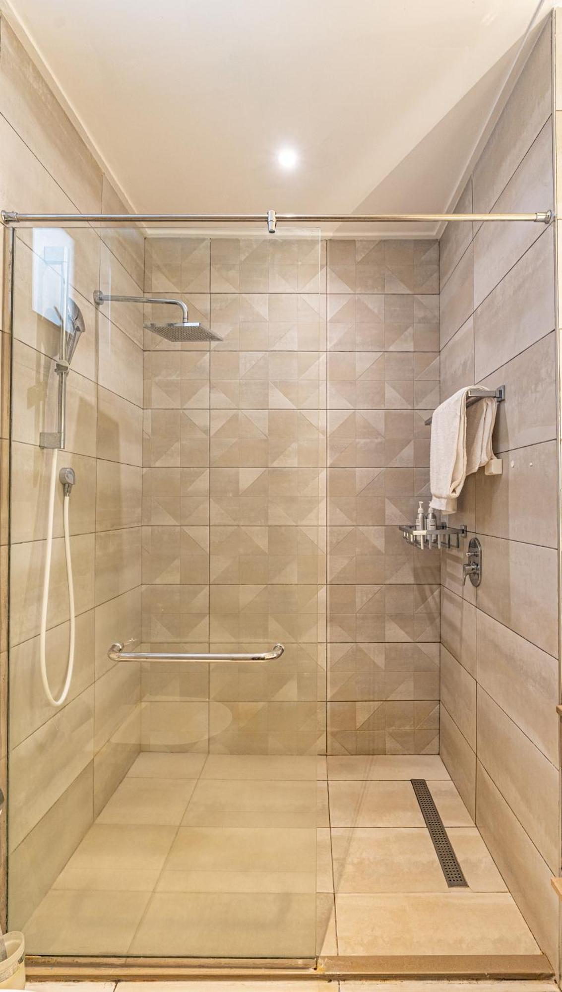 Donyo Park Two Bedroom Apartment, Swimming Pools, Gym, Workspace, Wonderiss Homes Westland Living Nairobi