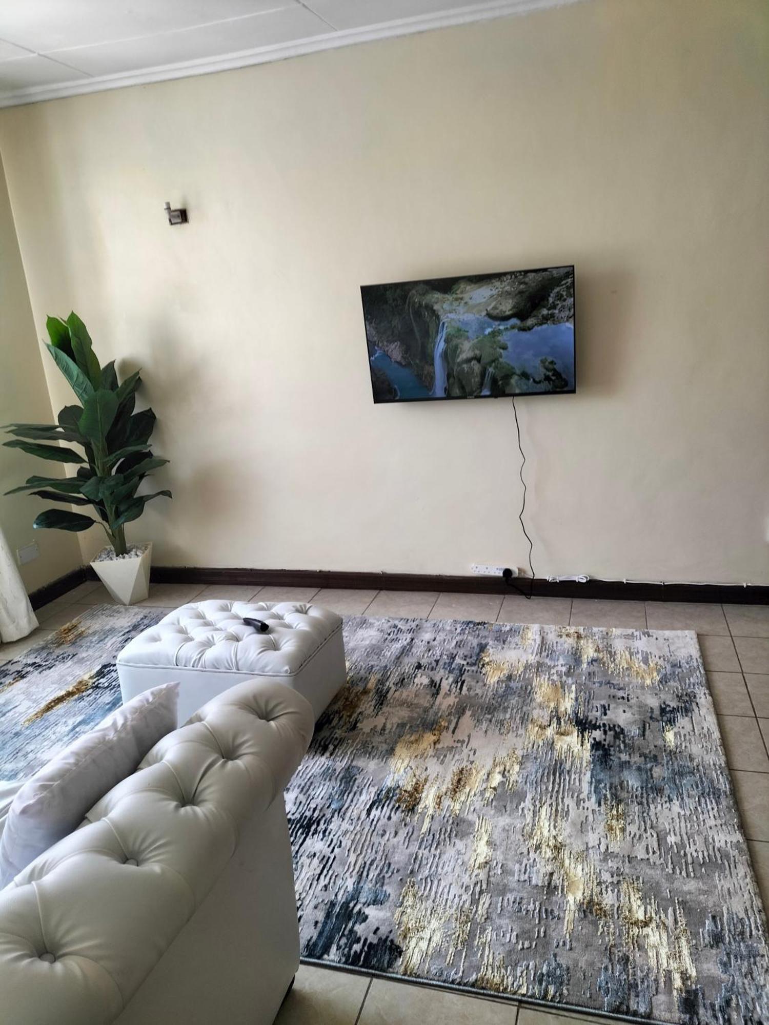 Apartment Johari And Shared Westlands *