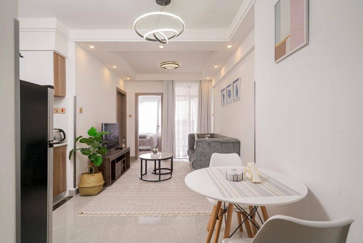 The Luxe Lavington