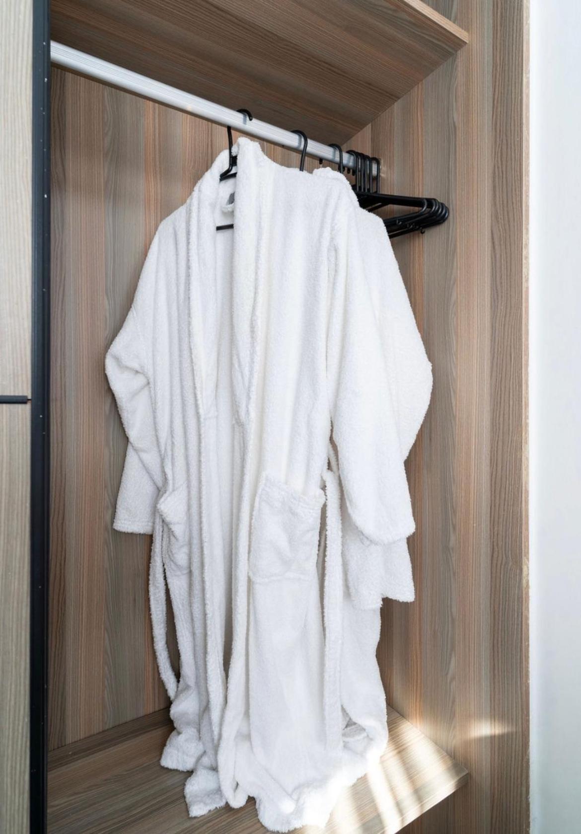 The Luxe Lavington *