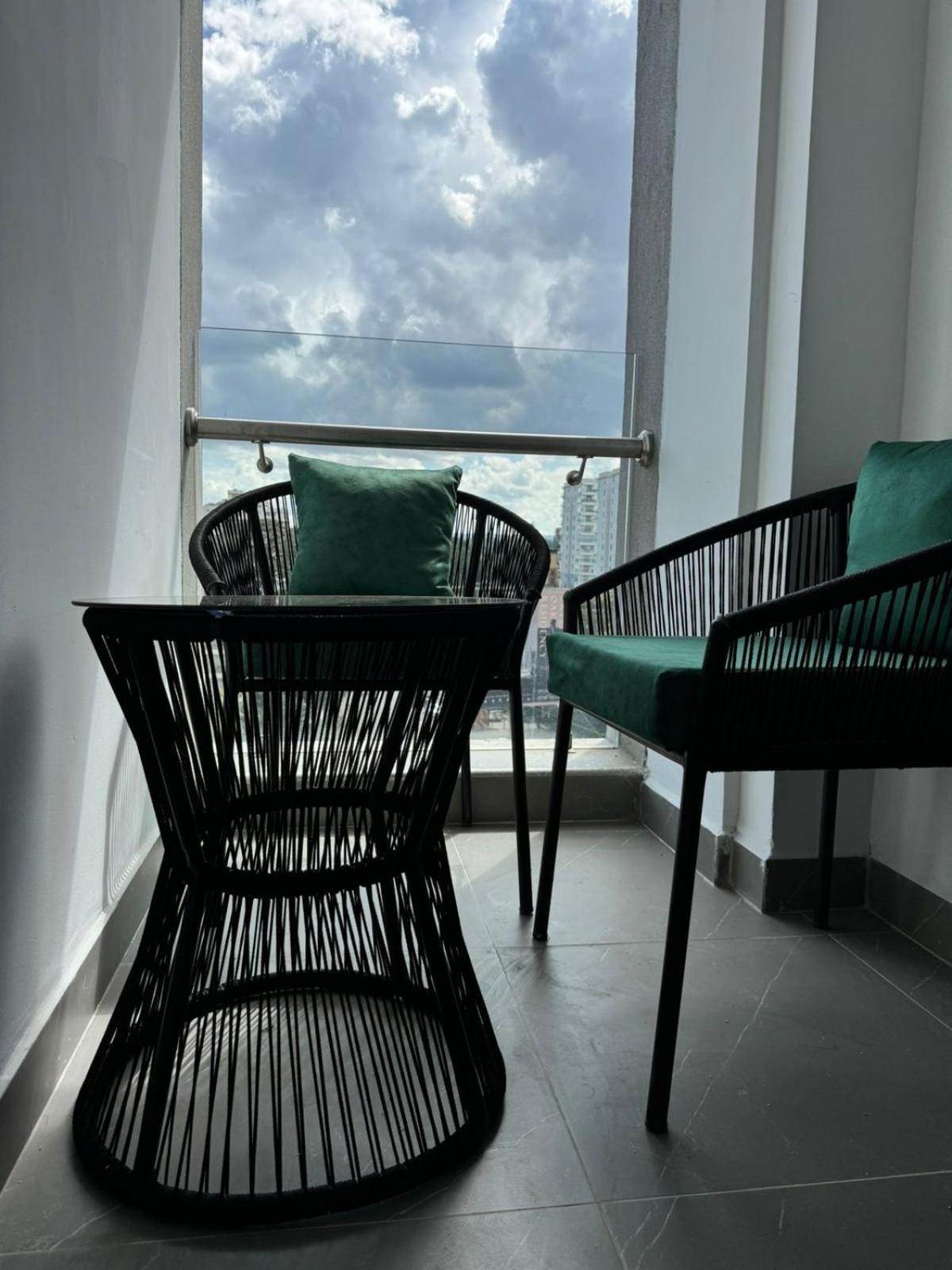 The Luxe Lavington