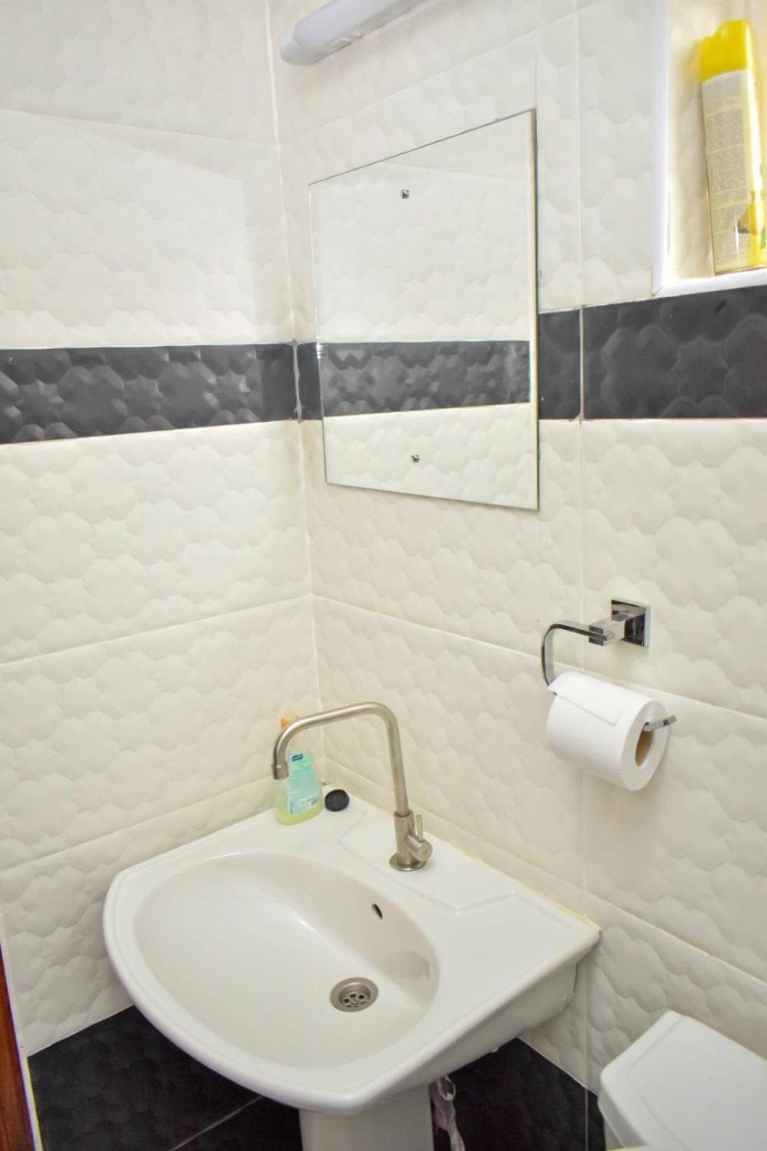 Roma - Elegant 2 Bedroom Ensuite At Lifestyle Residency In Garden Estate Apartment Nairobi