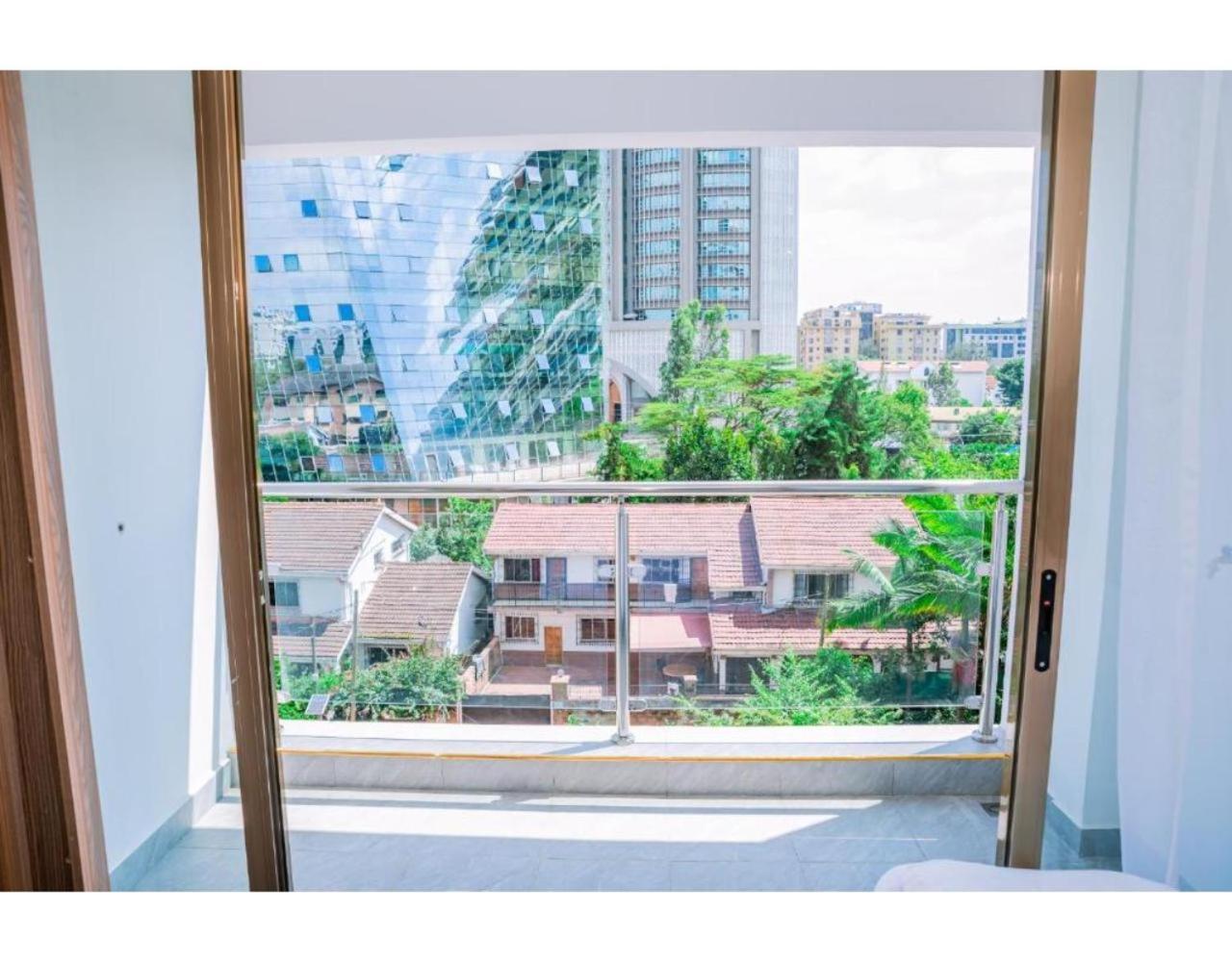 Apartment Cozy At Goldpark Kilimani By Lulu Homes Nairobi