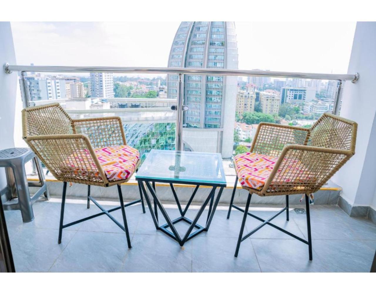 Apartment Cozy At Goldpark Kilimani By Lulu Homes *