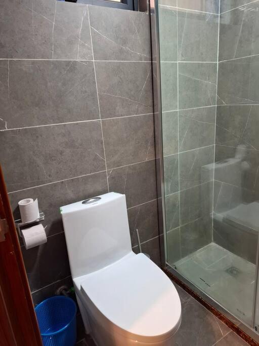 Cozy 1 Bedroom, 2-tos, Enzi Heights Apartments, Nextgen Mall Apartment *