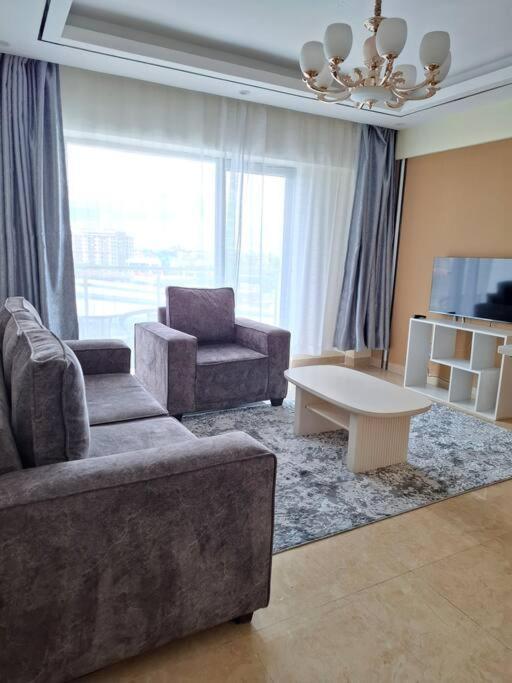 Apartment Cozy 1 Bedroom, 2-tos, Enzi Heights Apartments, Nextgen Mall *