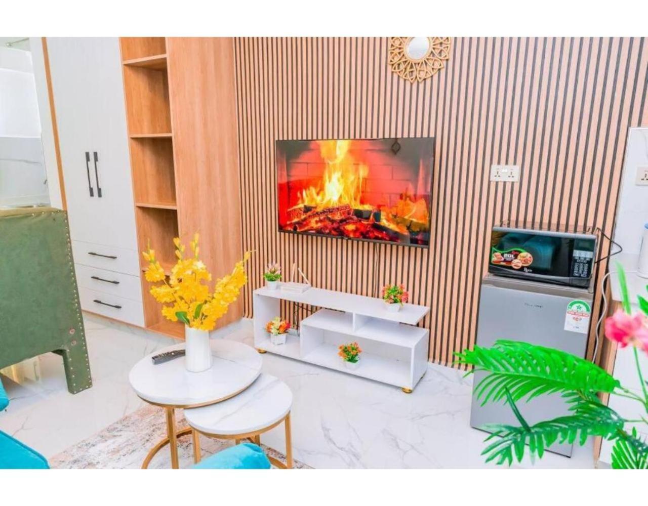 Urban Oasis Studio, Smarthome Apartment, Kilimani Apartment Nairobi