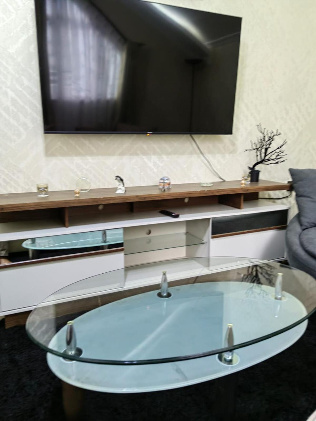 De Gold Nest Crib Apartment *