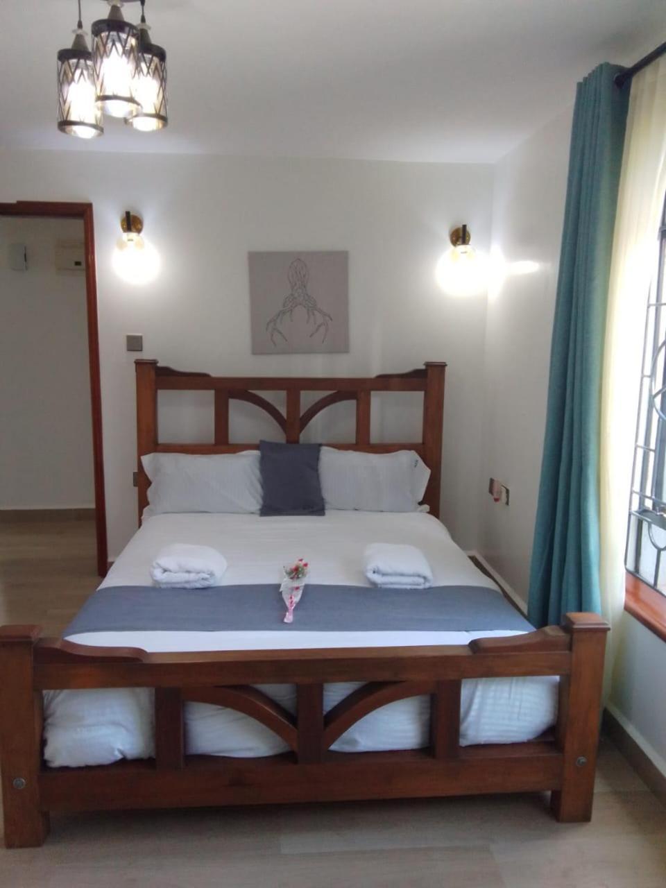 Azania 2br Homes Opposite Movenpick Apartment *