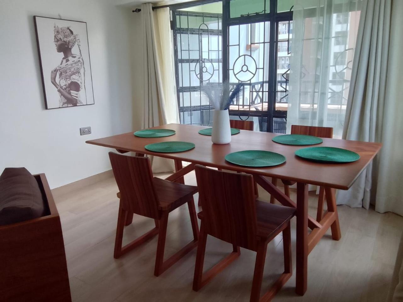 Azania 2br Homes Opposite Movenpick Apartment