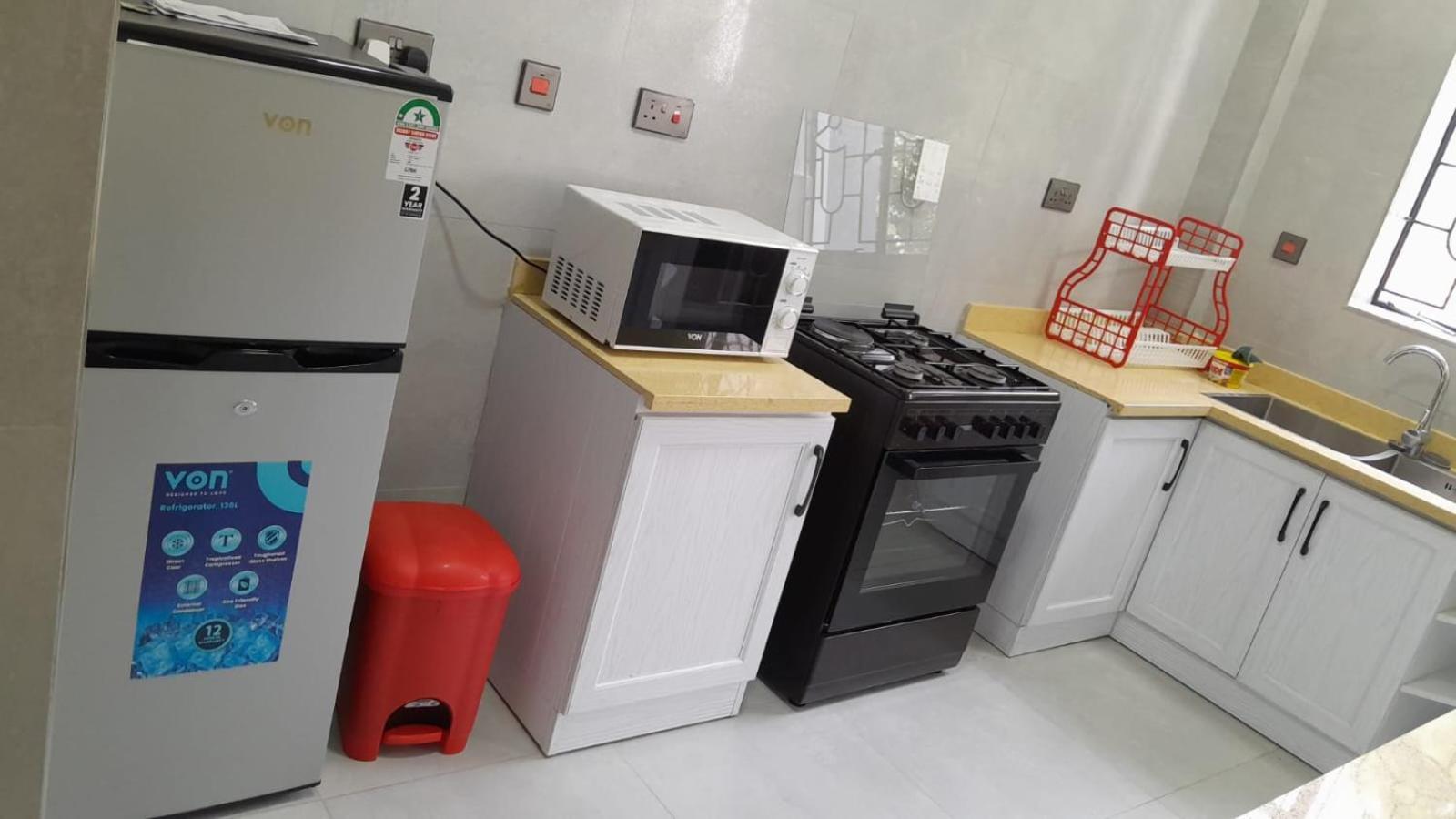 Azania 2br Homes Opposite Movenpick Apartment *
