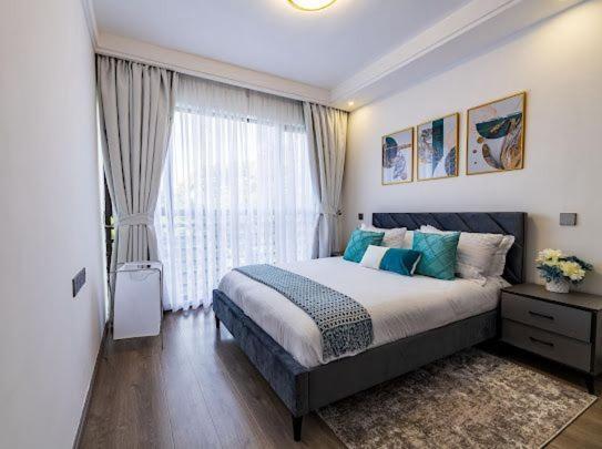 Apartment 1 West Park *