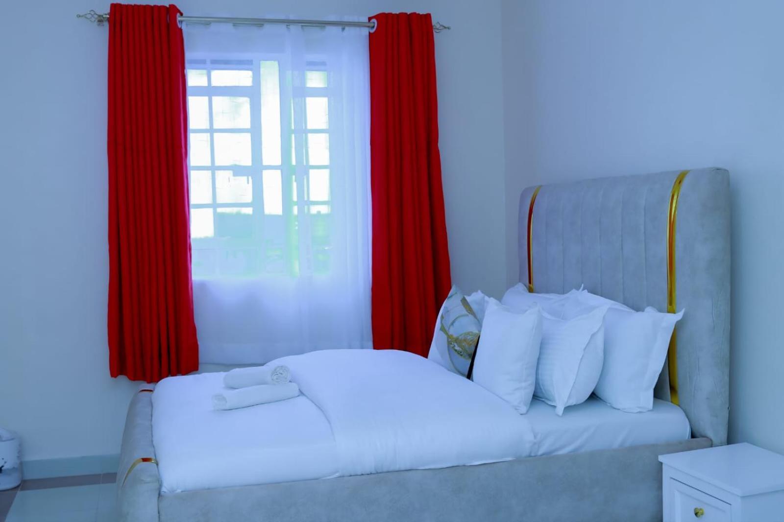 Homestay White House