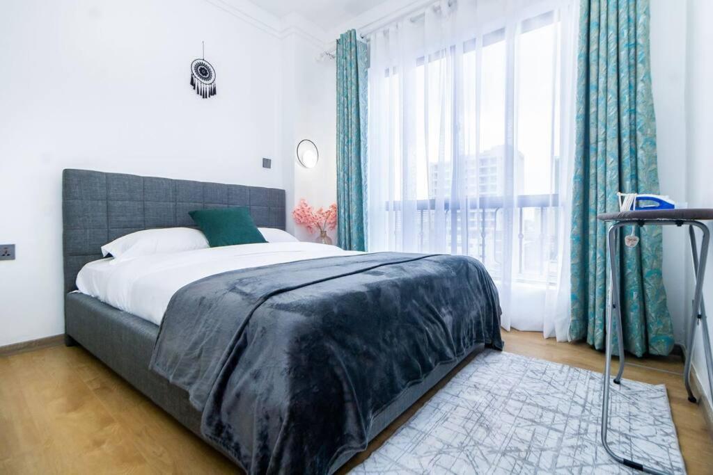 Apartment Chic 2br *