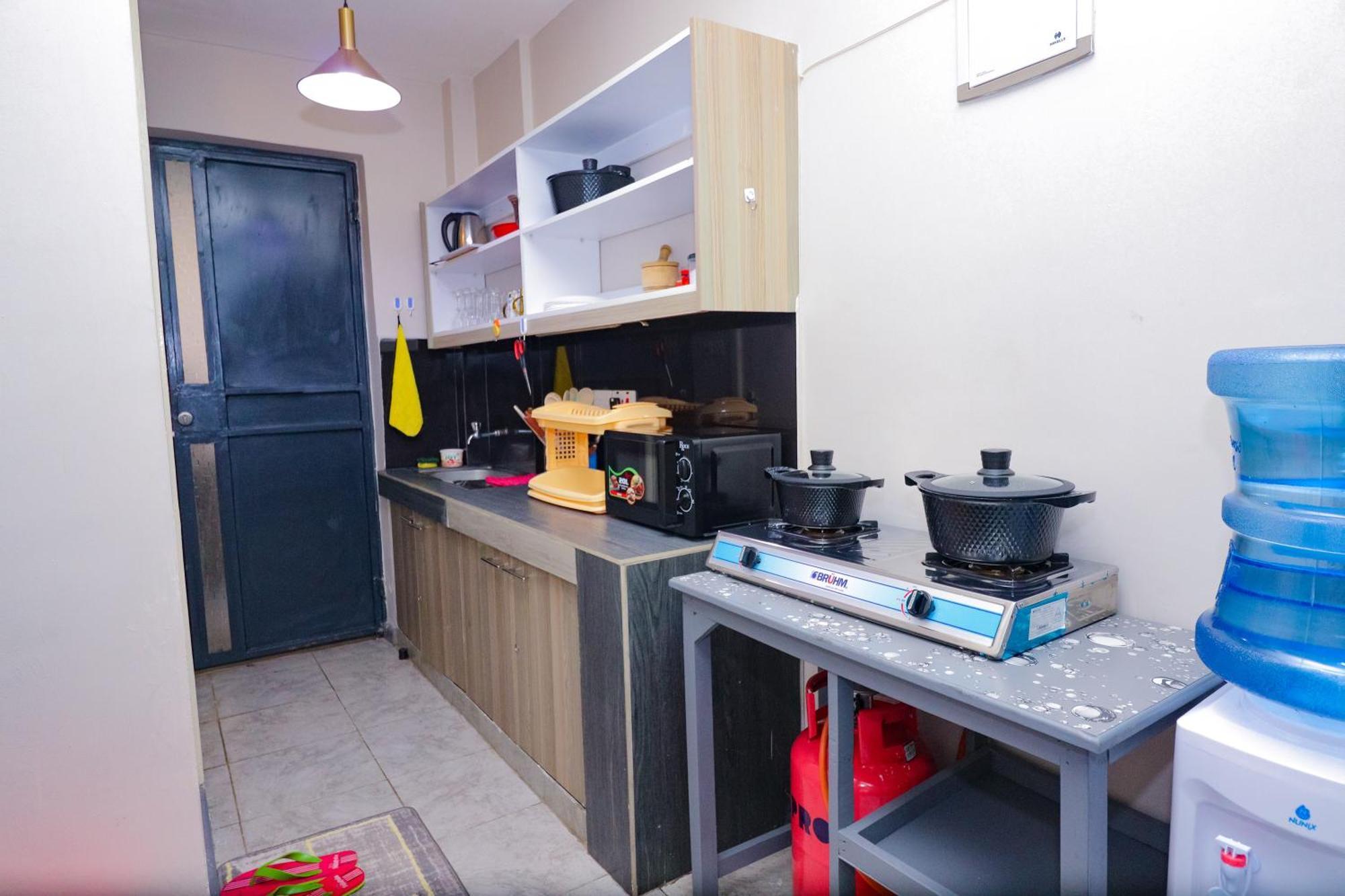 Rosedge Crib Apartment *