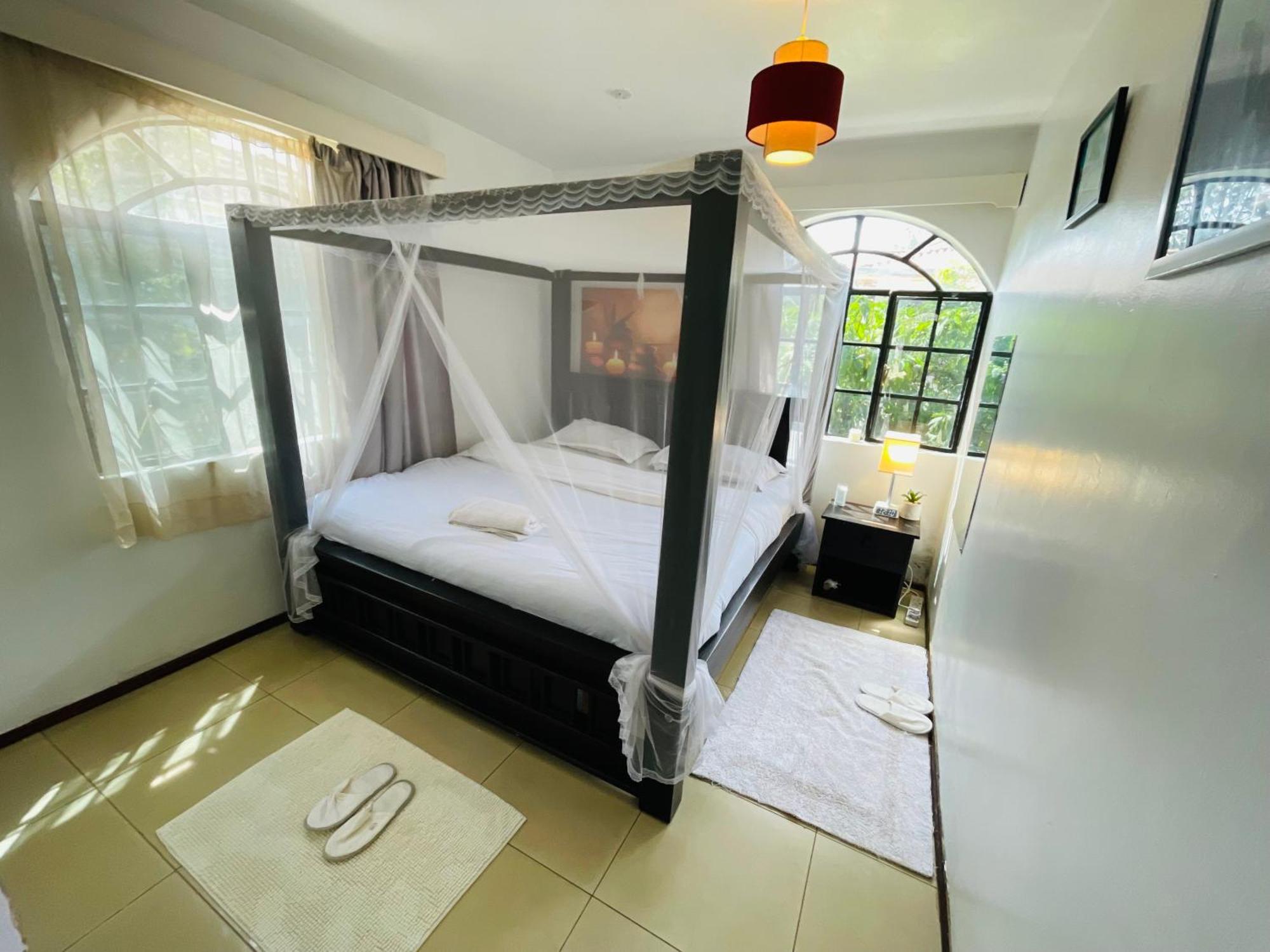 Apartment Modern Luxe With King Bed In Karen Nairobi