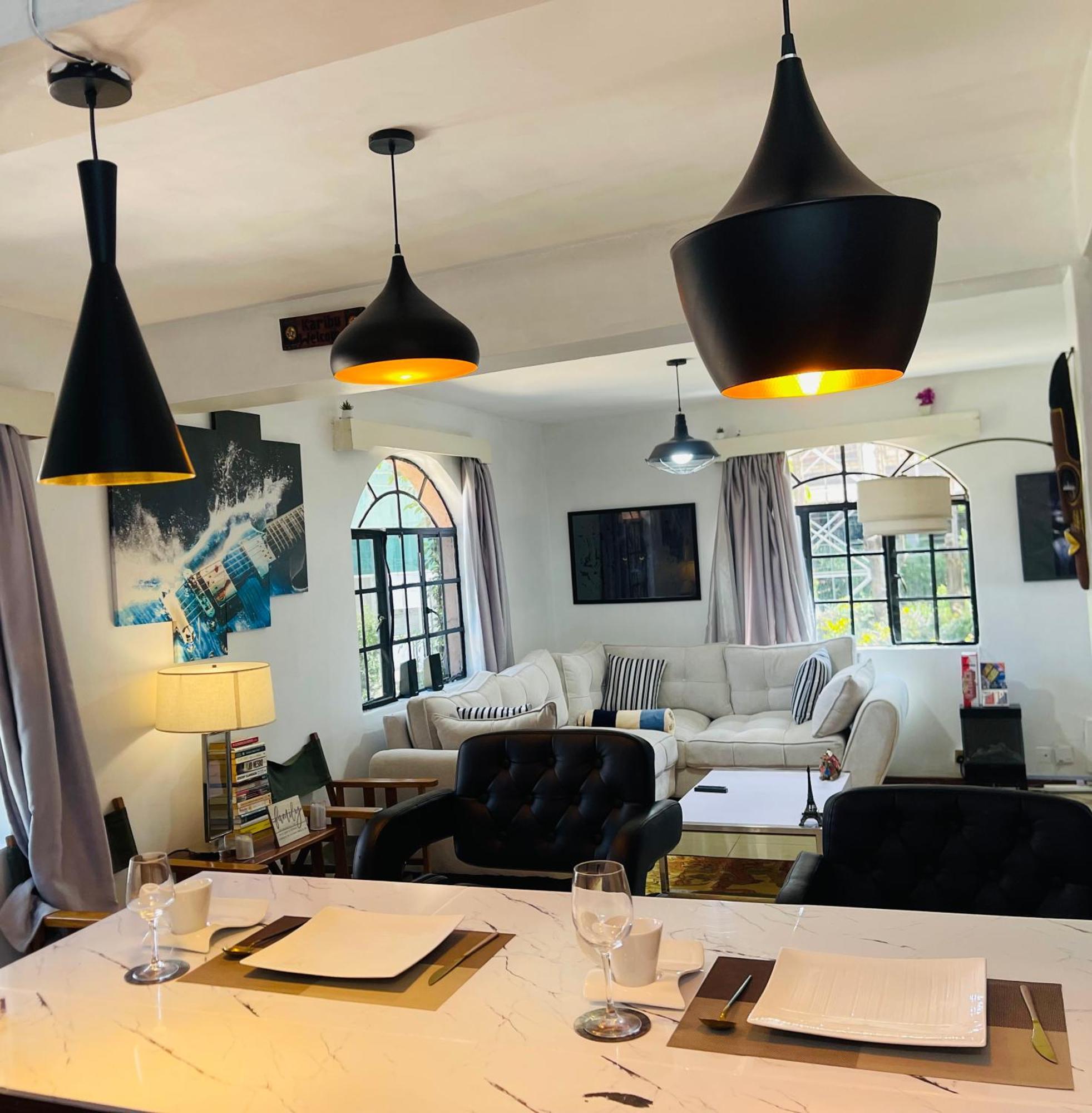 Modern Luxe With King Bed In Karen * Nairobi