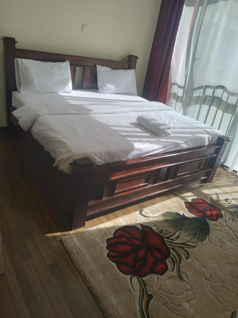 Lux Silver Habor Kilimani Nairobi