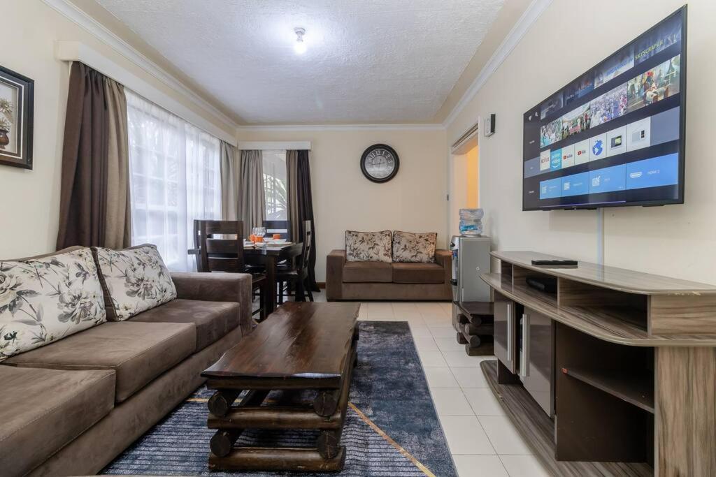 The River House Apartment