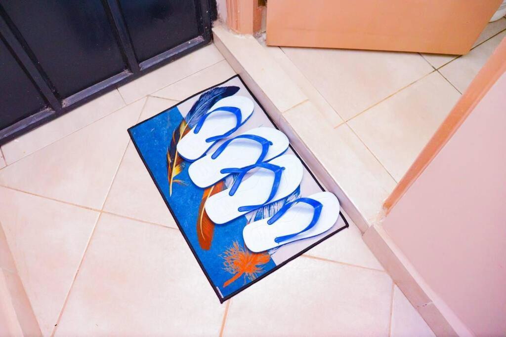 Tastefully Furnished In South B *
