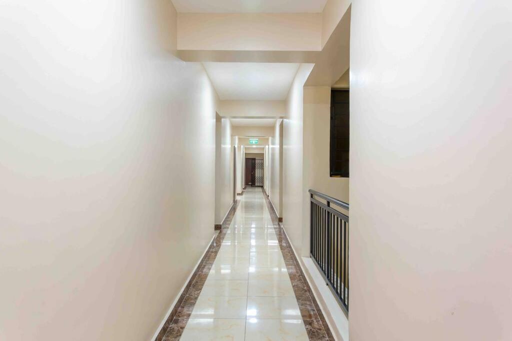 Apartment Highrise Oasis With Rooftop And Gym Nairobi