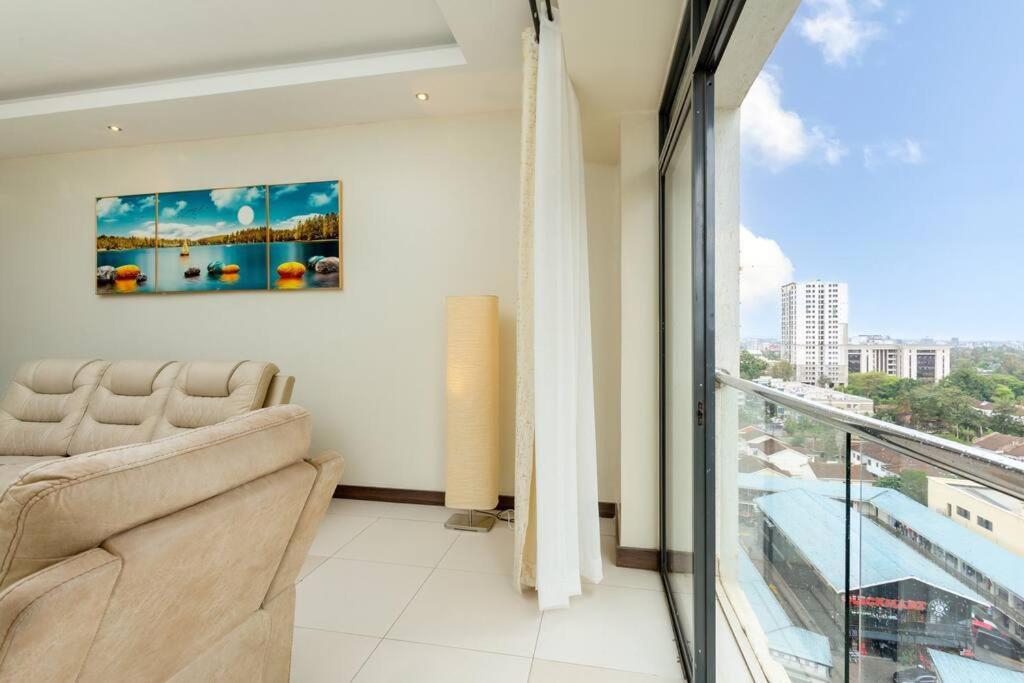 Highrise Oasis With Rooftop And Gym * Nairobi
