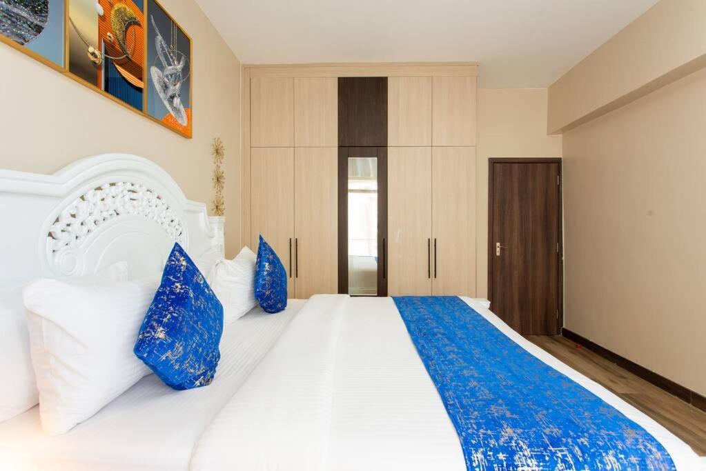 Apartment Highrise Oasis With Rooftop And Gym Nairobi
