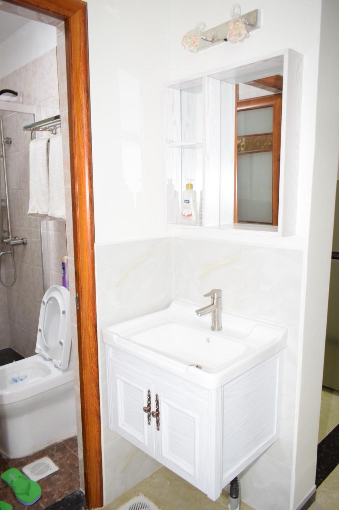 Ryolah 01 - Of Comfort Apartamento