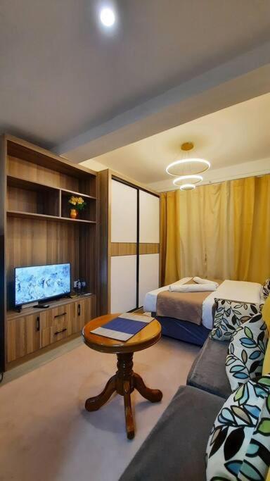 Goldpark Luxury