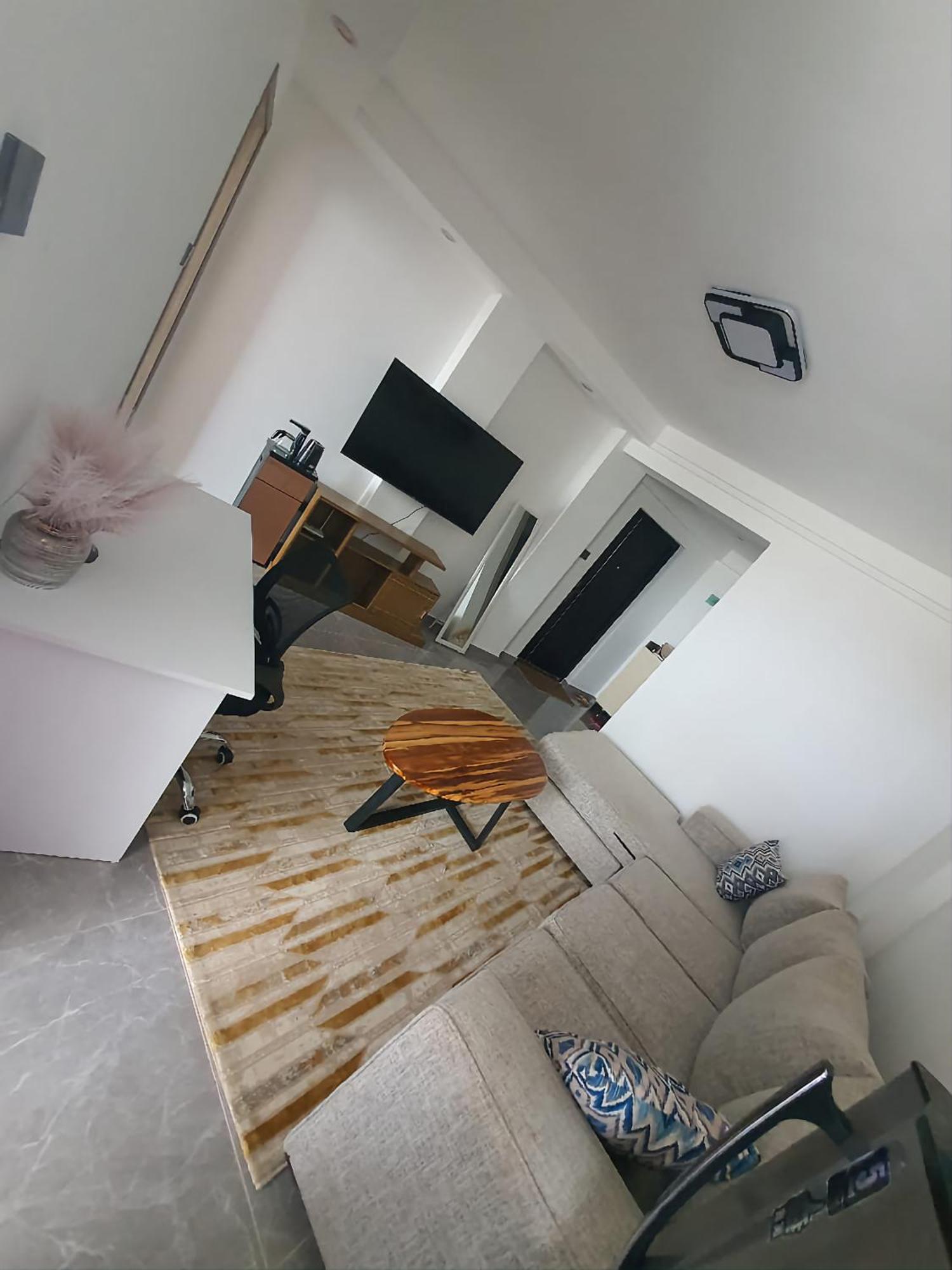 Apartment Oasis By Kay's