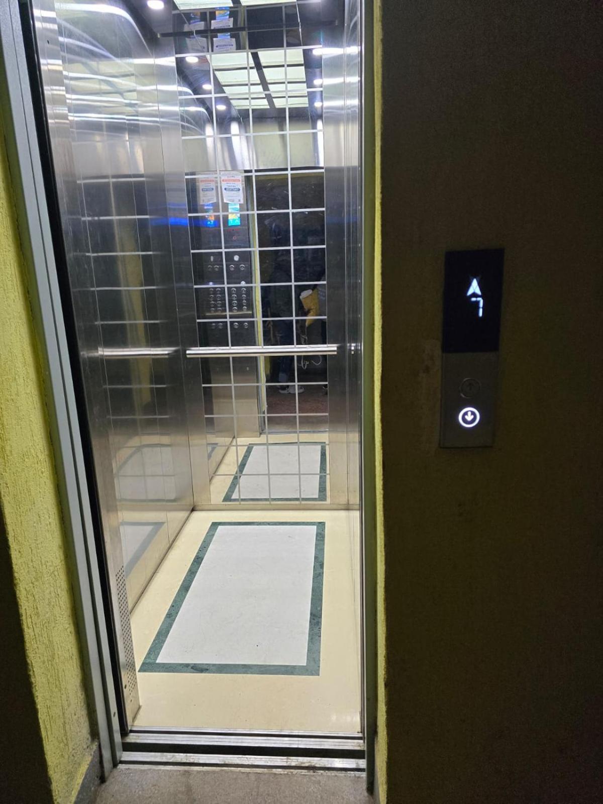 Apartment Flat In Business District Nairobi
