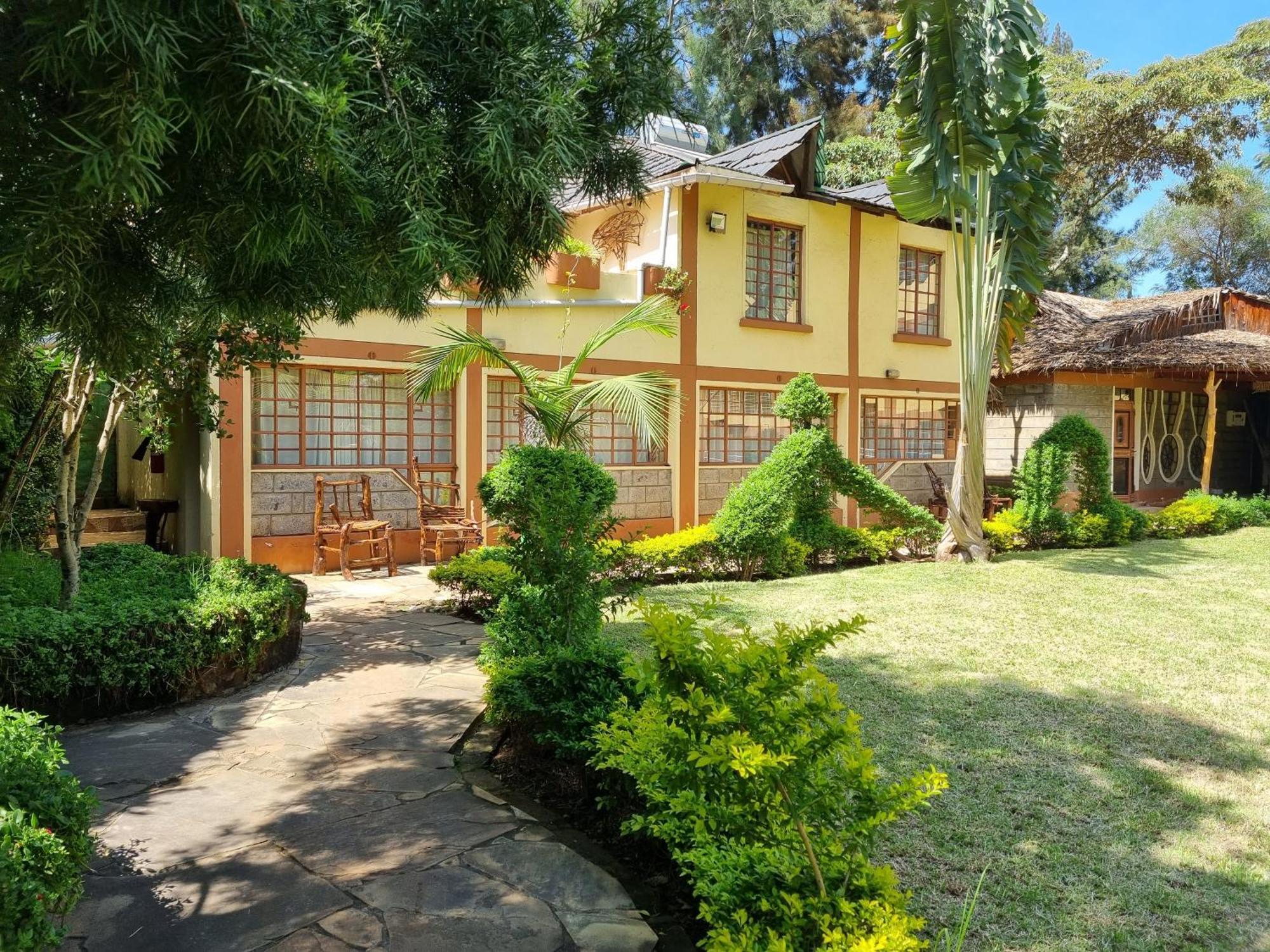Karen Little Paradise Apartment
