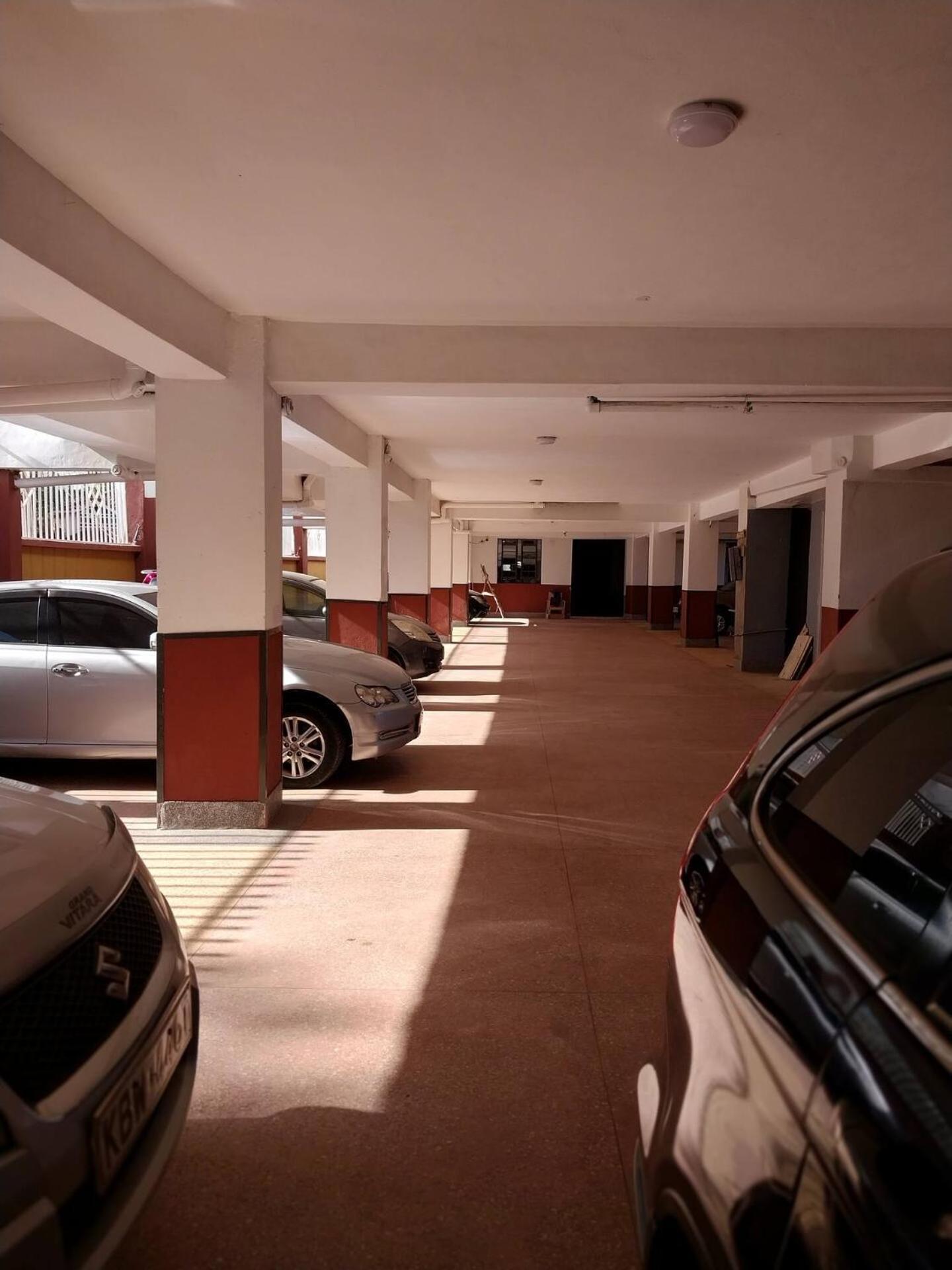 Apartment Stunning 1-bed In Thome Kenya *