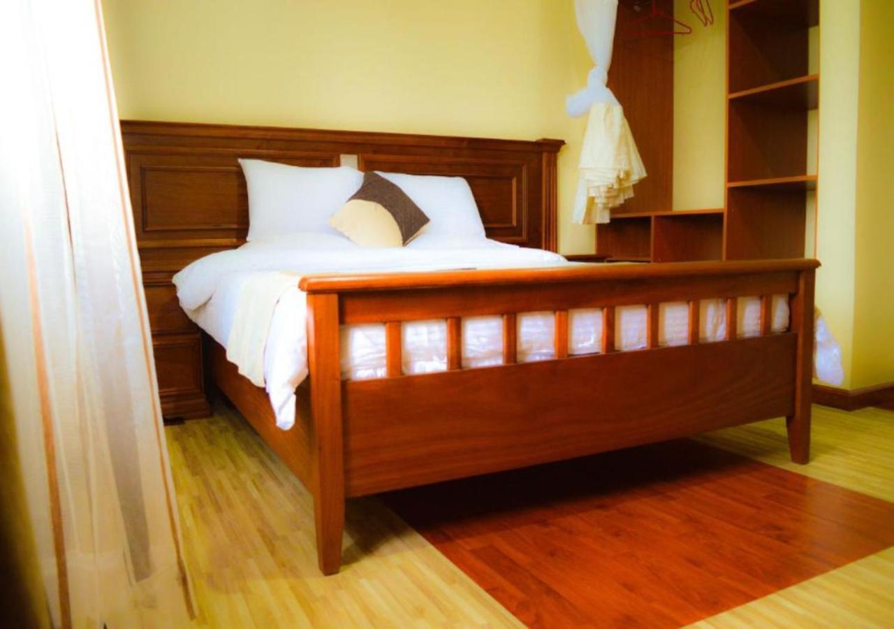 Red Ruby Hotel 3*