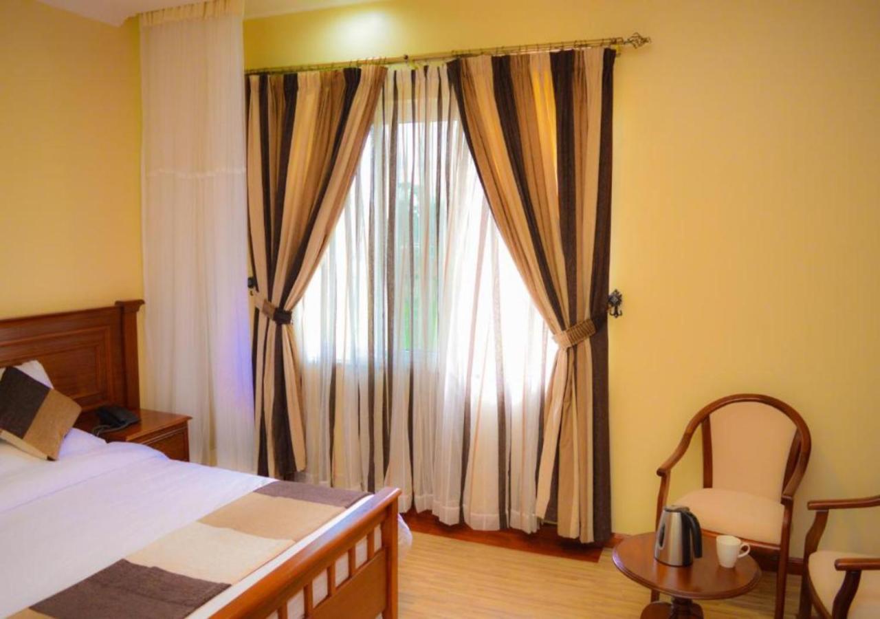 Red Ruby Hotel 3*
