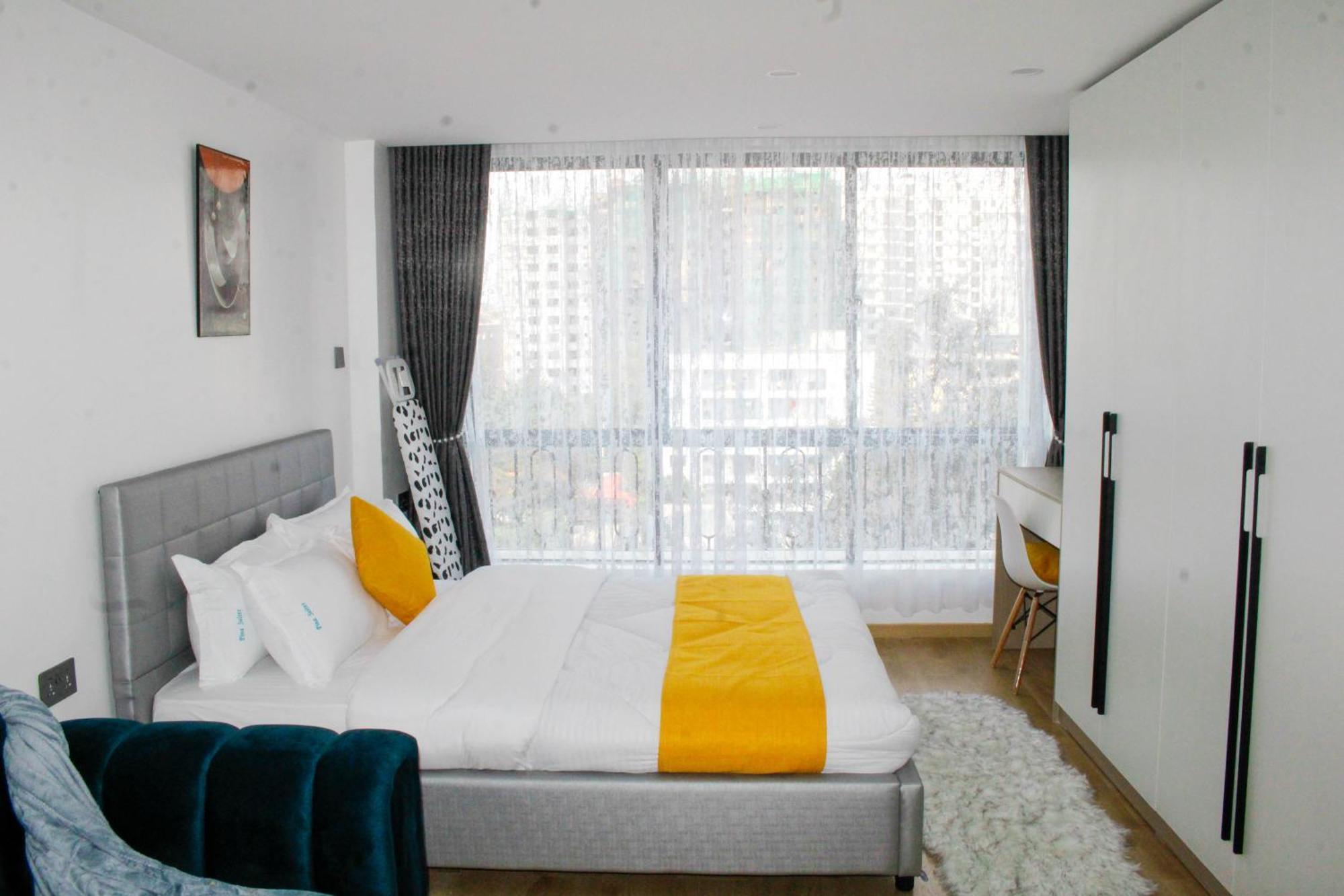 Apartment Executive In Kilimani, *