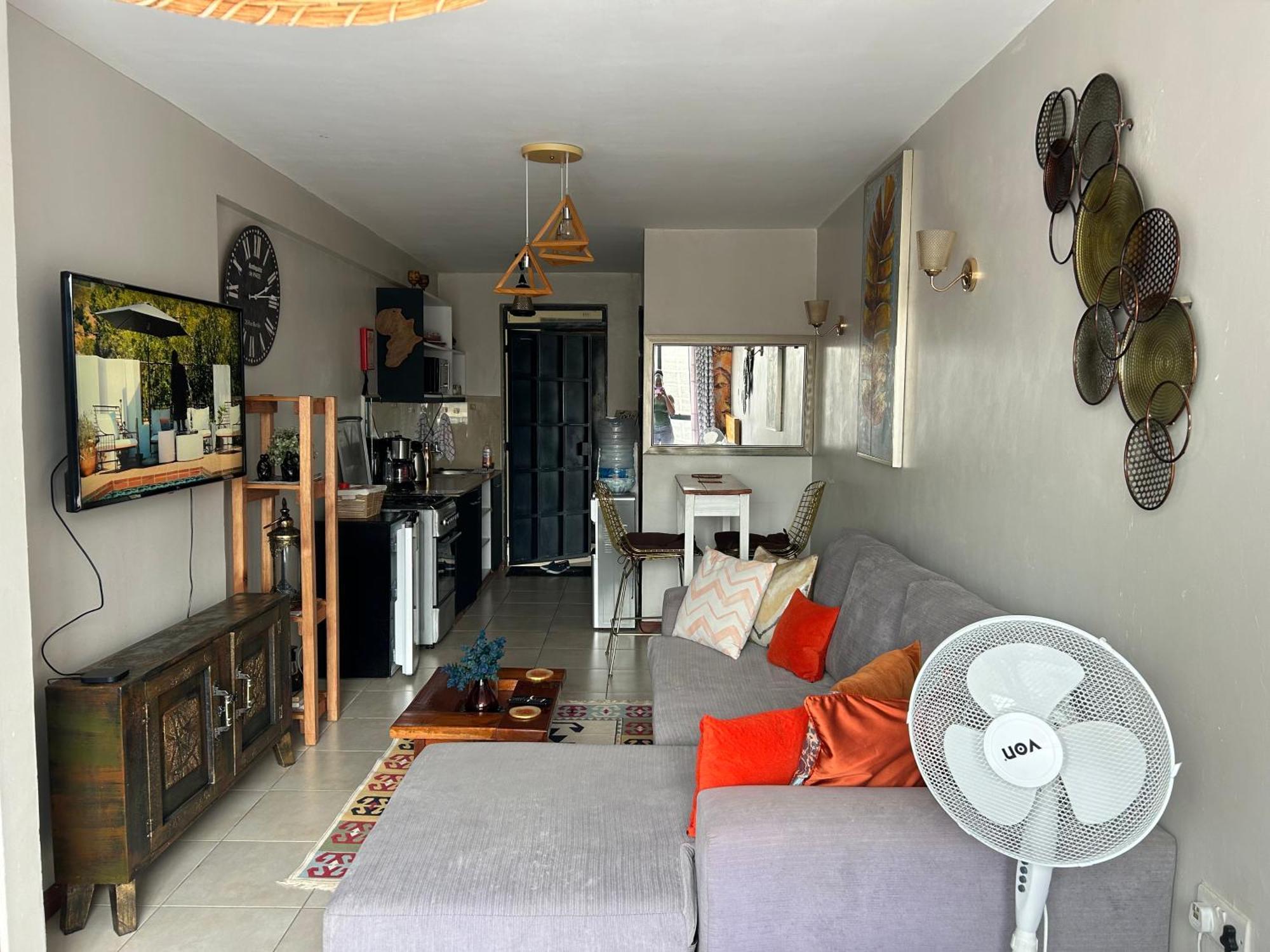 Zen, Warm And Cozy Studio- Self Check-in * Nairobi