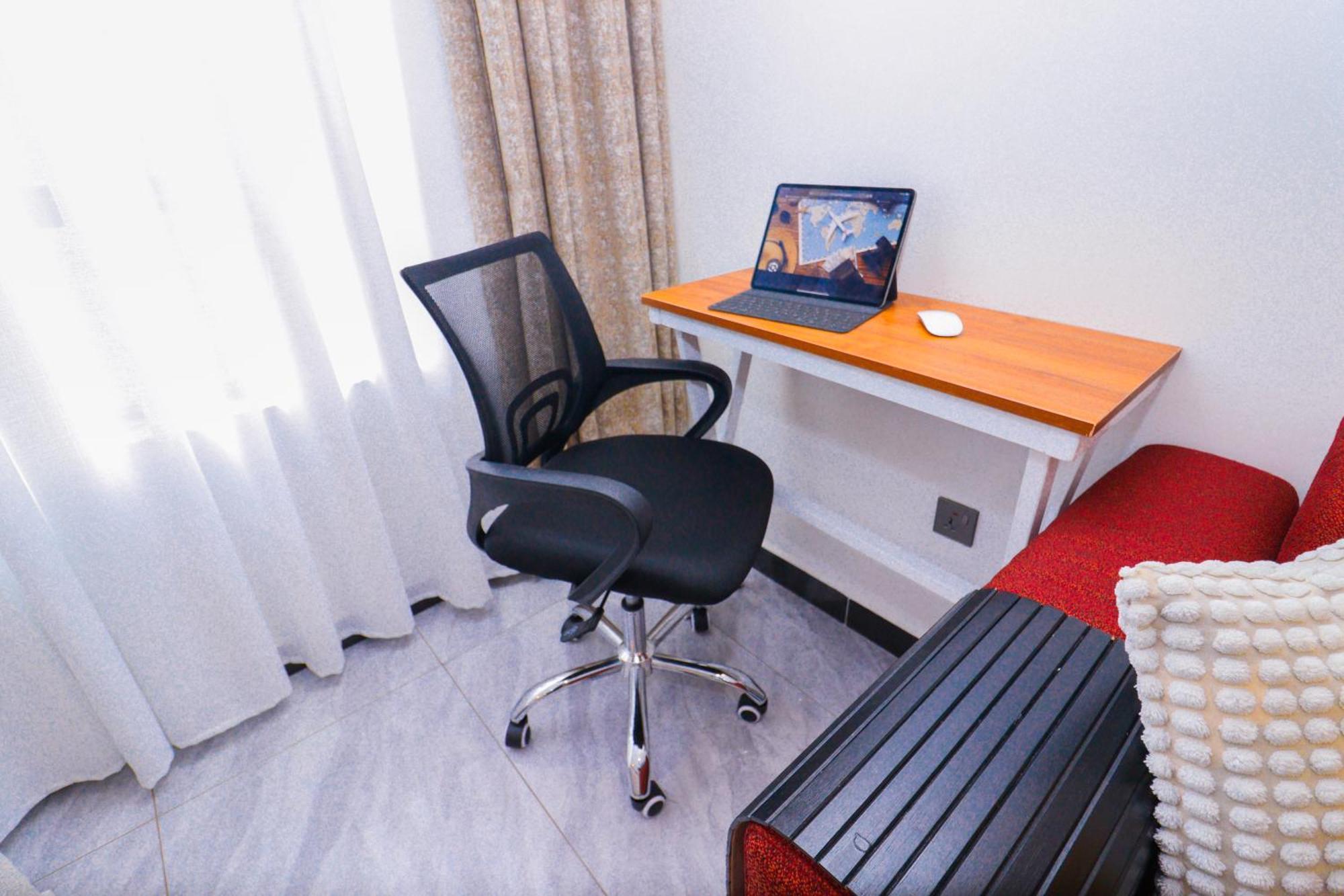 Apartment Luxurious Haven - Staroot Residency At The Heart Of Kilimani Nairobi