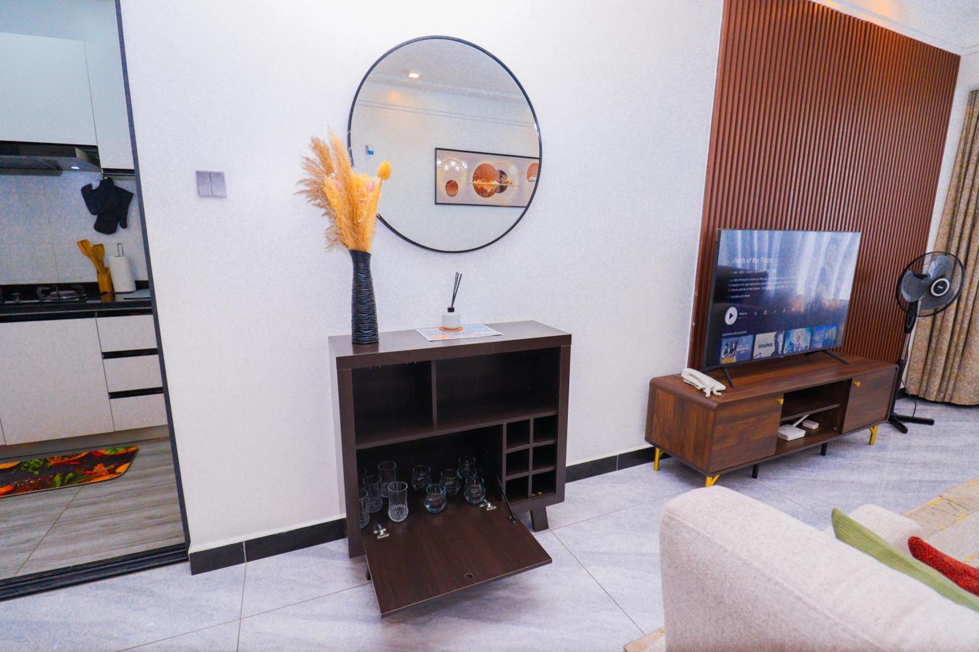 Apartment Luxurious Haven - Staroot Residency At The Heart Of Kilimani