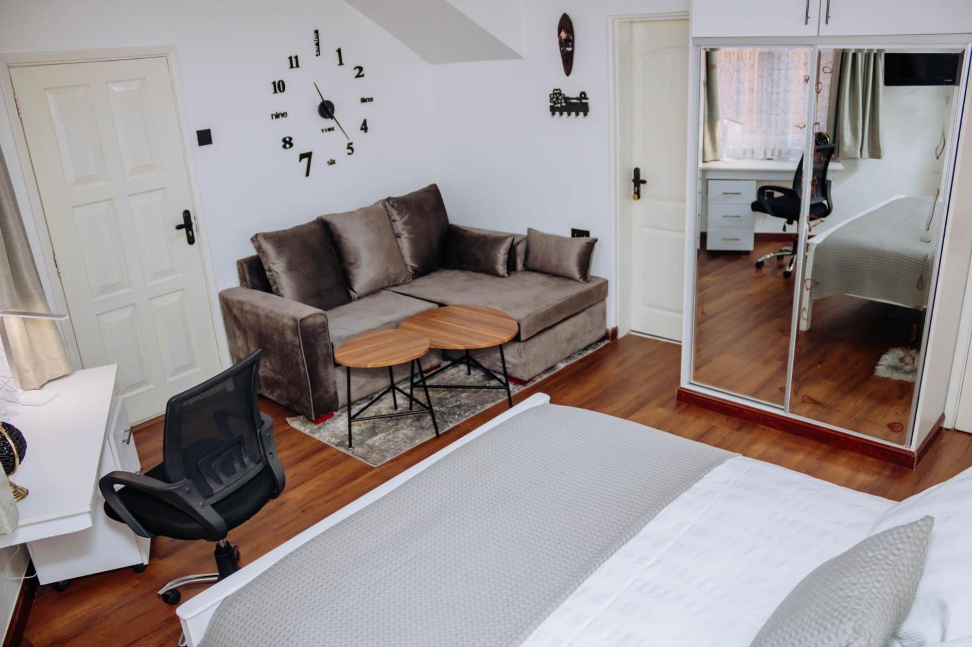 Cozy Corner Chic Haven Apartment Nairobi