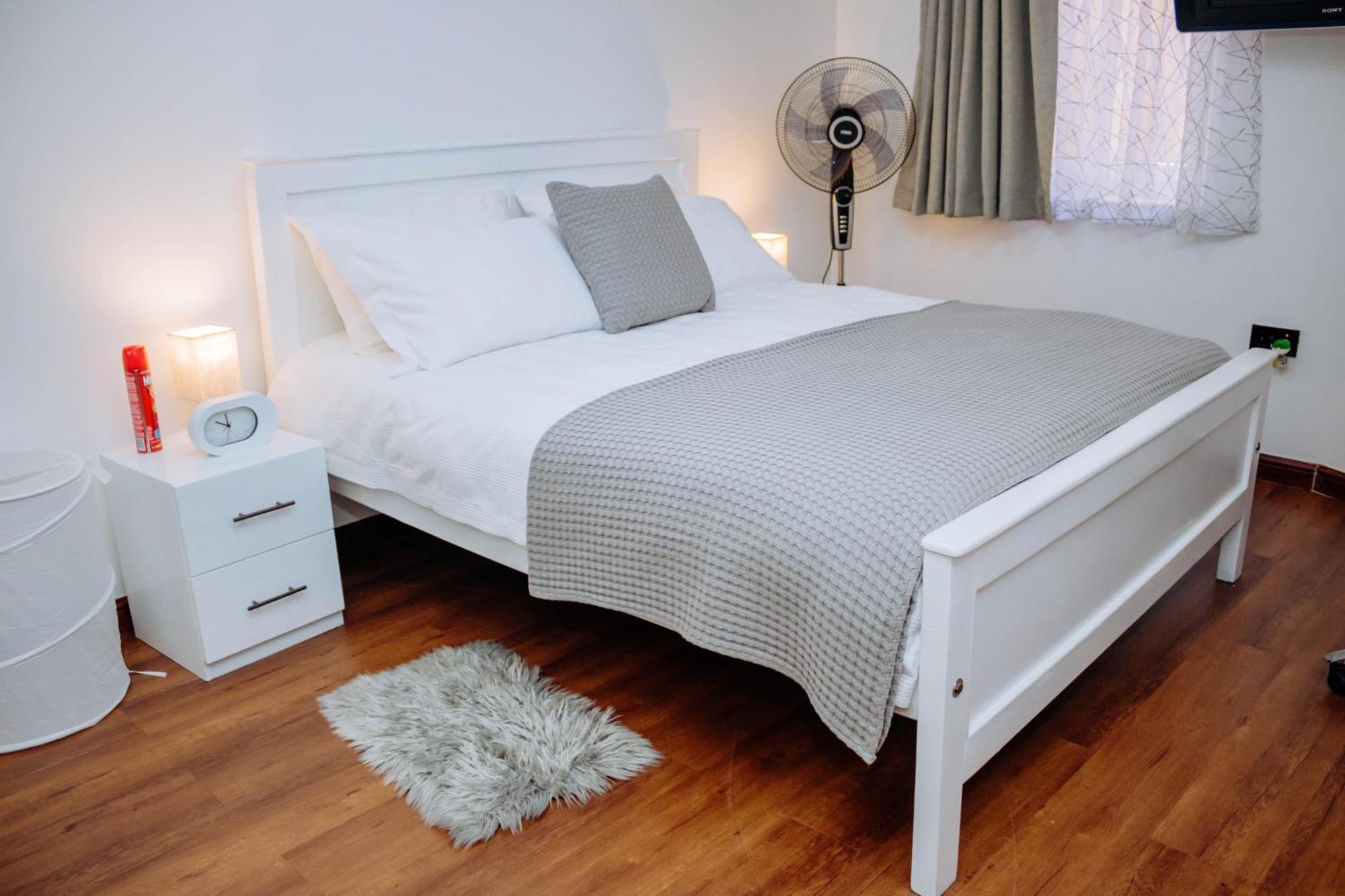 Cozy Corner Chic Haven Apartment