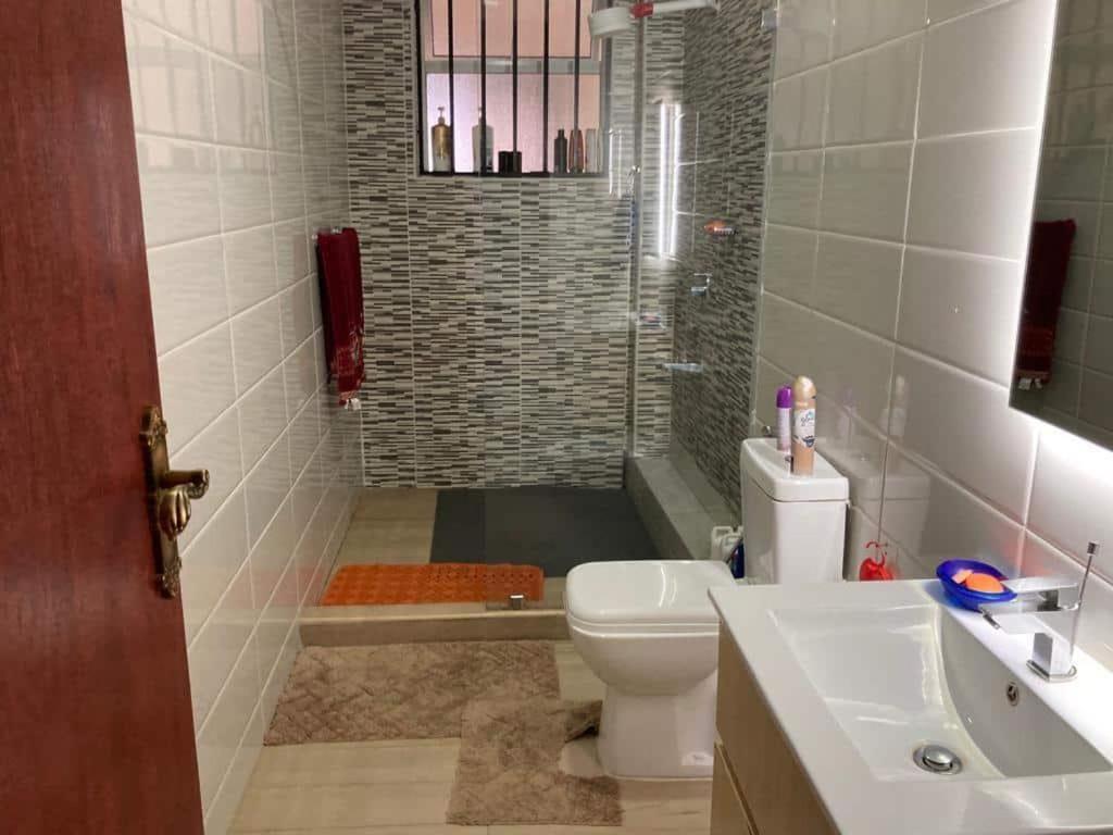 Apartment Parklands Furnished Unit *