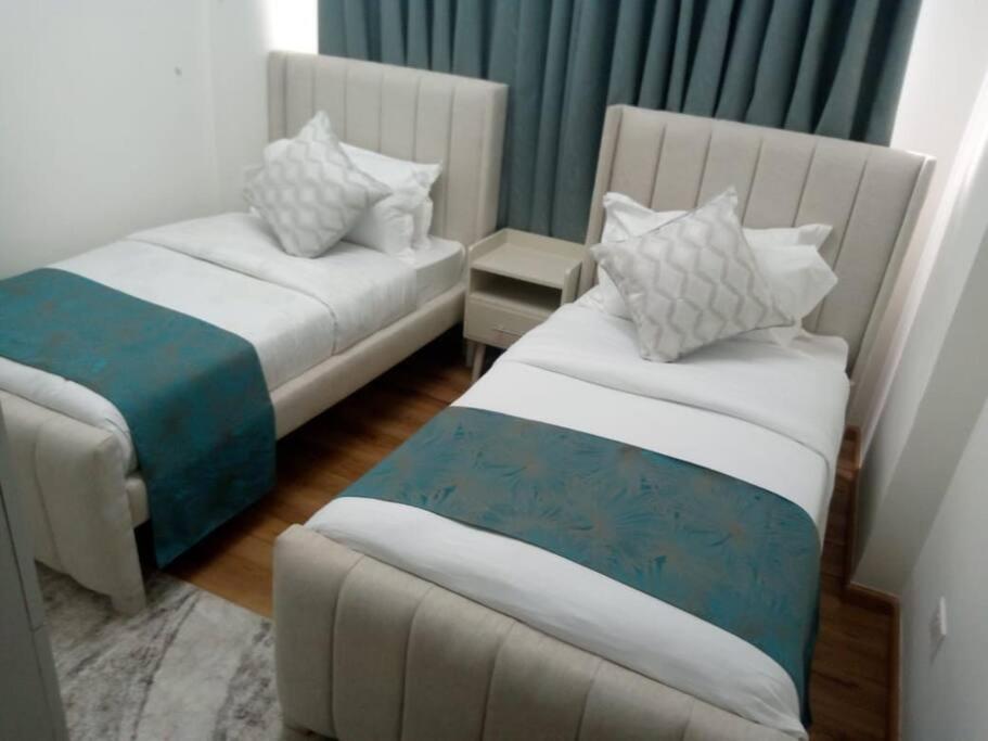 Apartment Mo's Place Mi Vida Garden Mall *