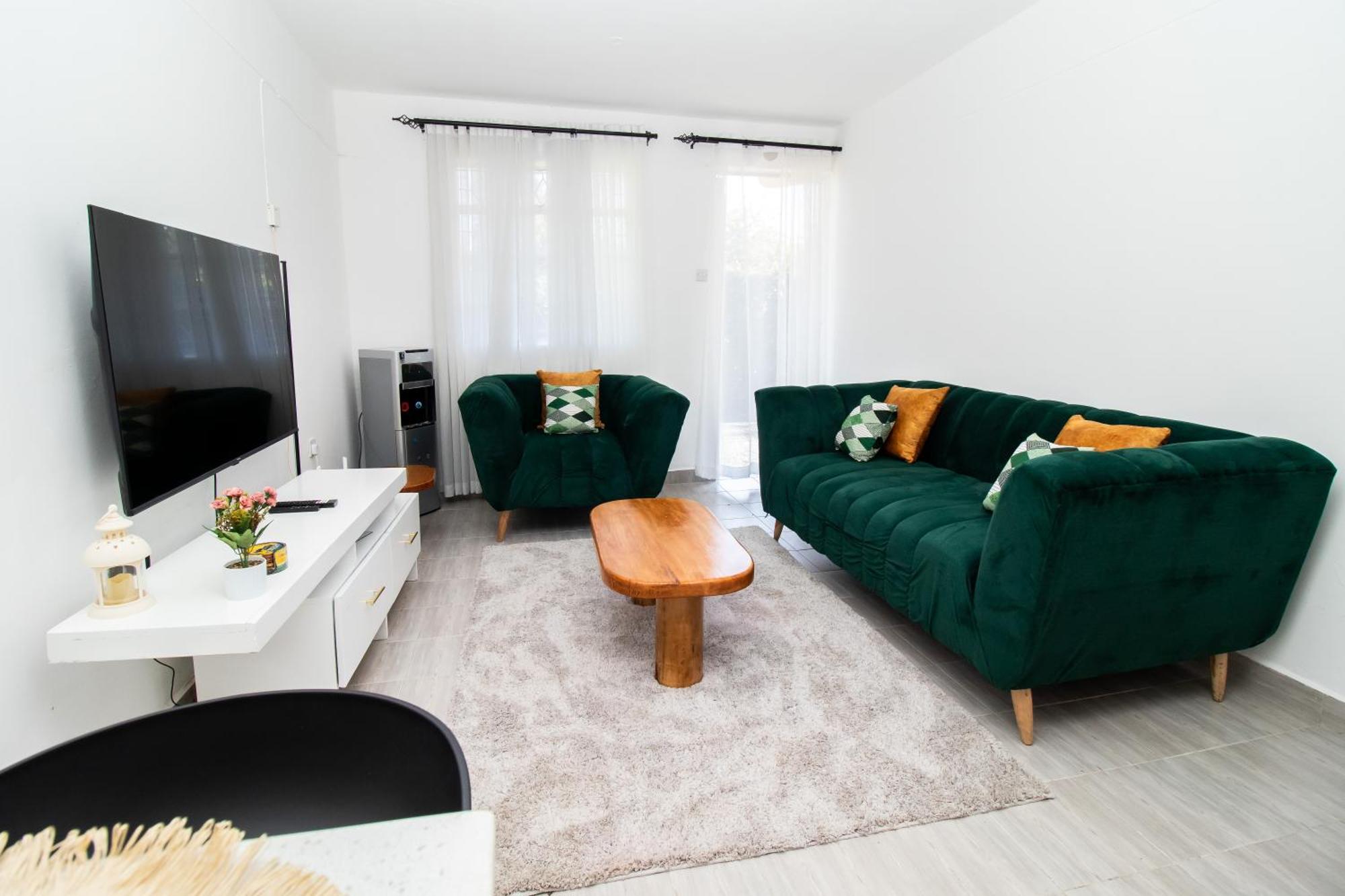 2 Bedroom Modern Nanyuki * Nairobi