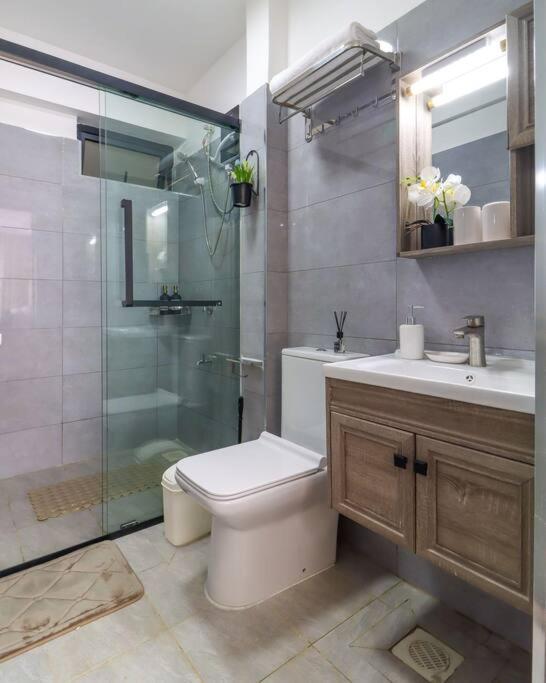 Elegant Lovely Apartment *
