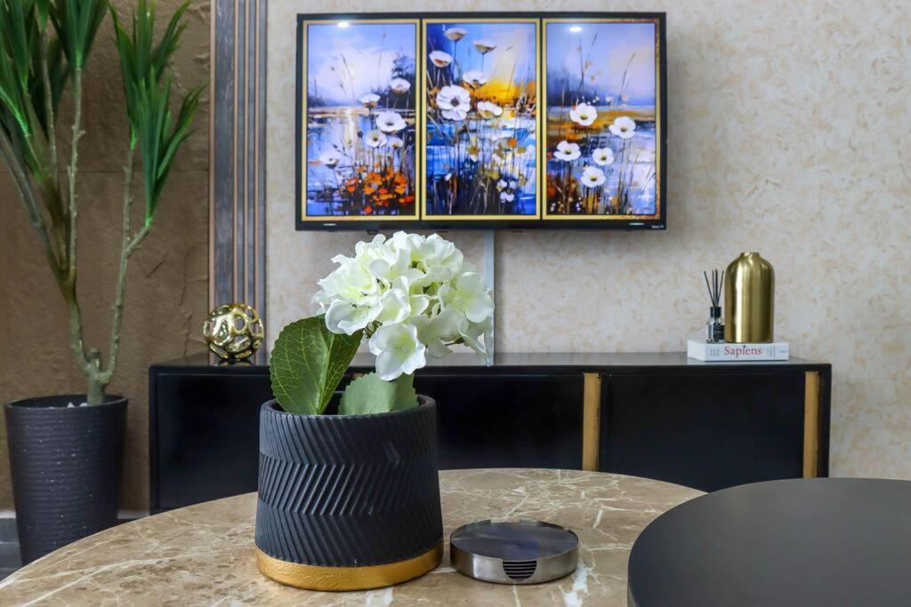 Apartment Elegant Lovely *